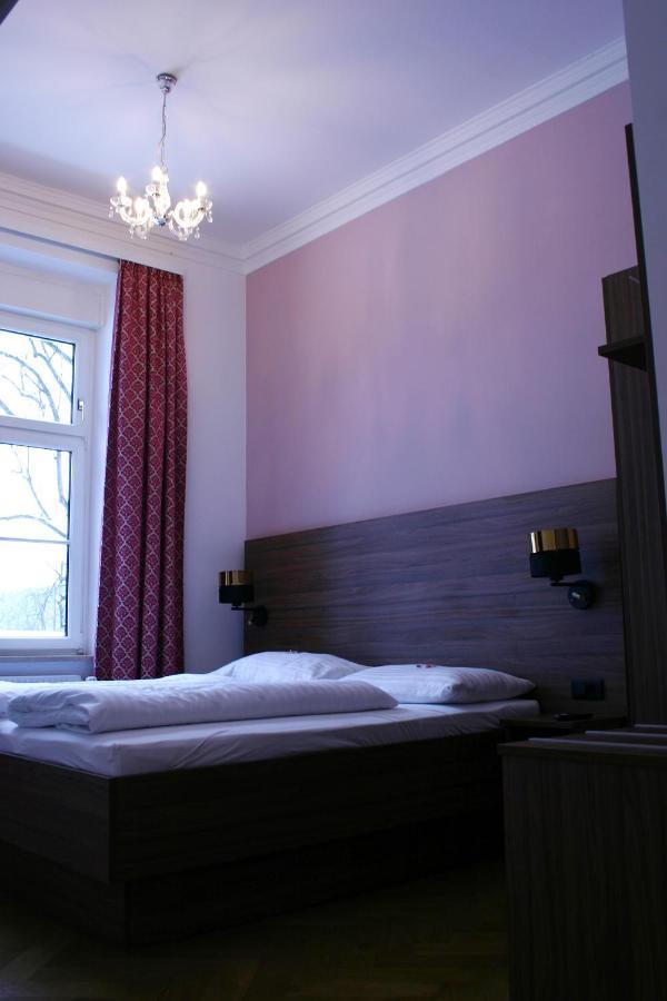 Bed and Breakfast Gloegglhof à Trofaiach Extérieur photo