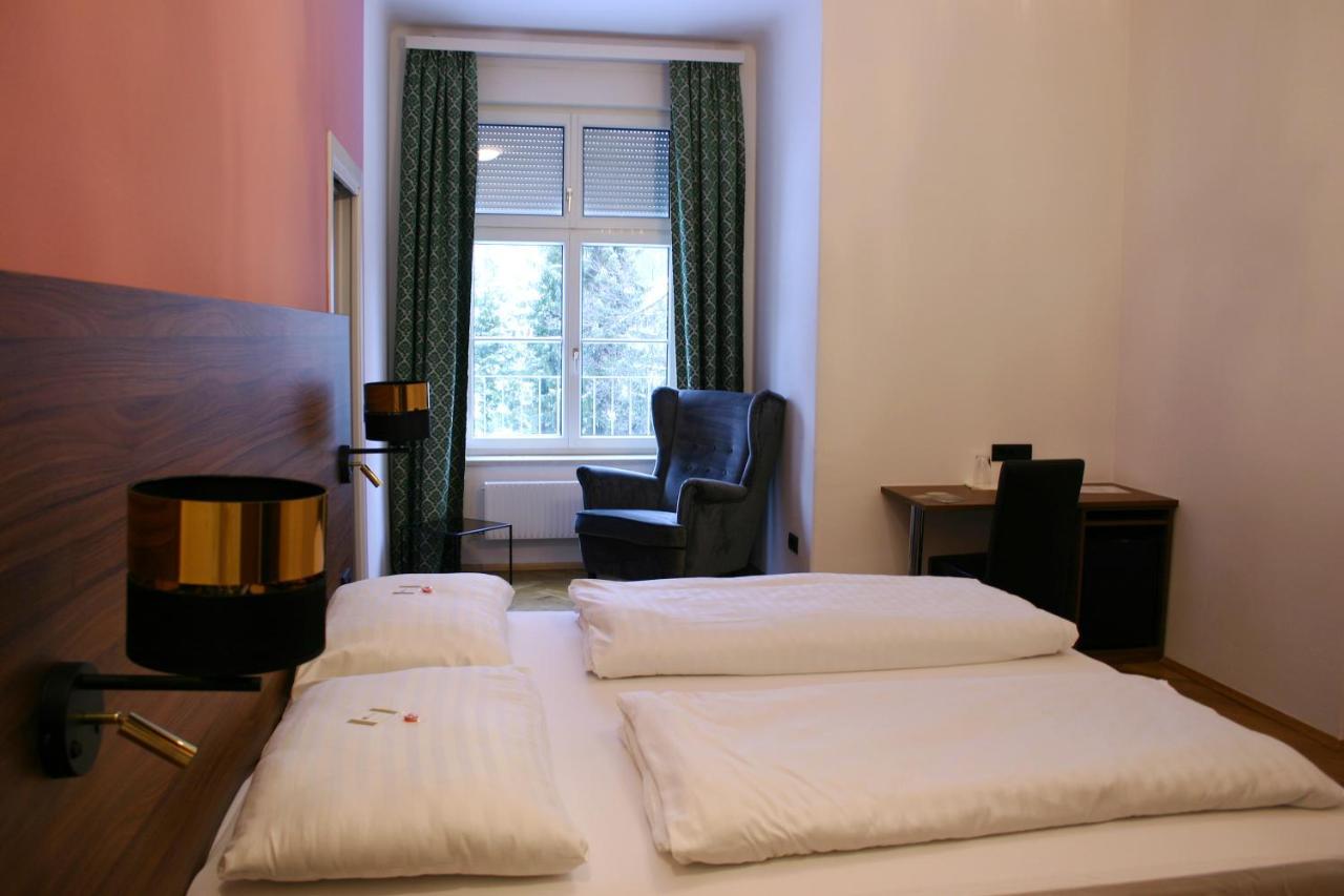 Bed and Breakfast Gloegglhof à Trofaiach Extérieur photo